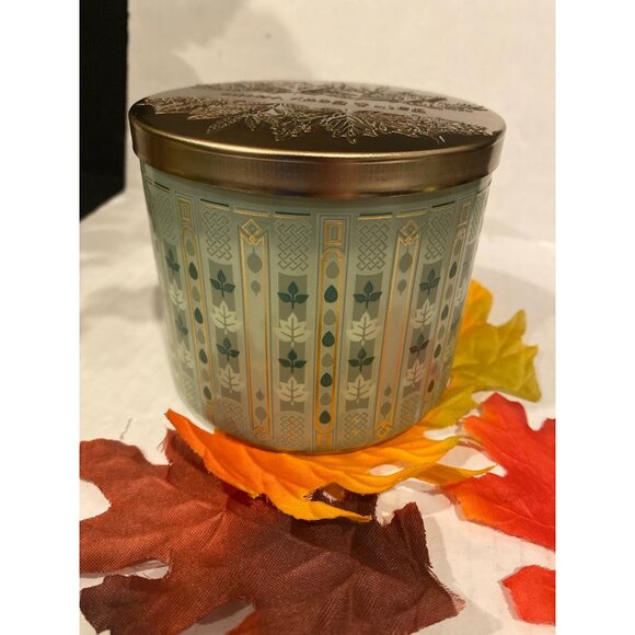 Bath &  Body Works “Fresh Fall Morning” New 3 Wick Candle - Picture 5 of 7